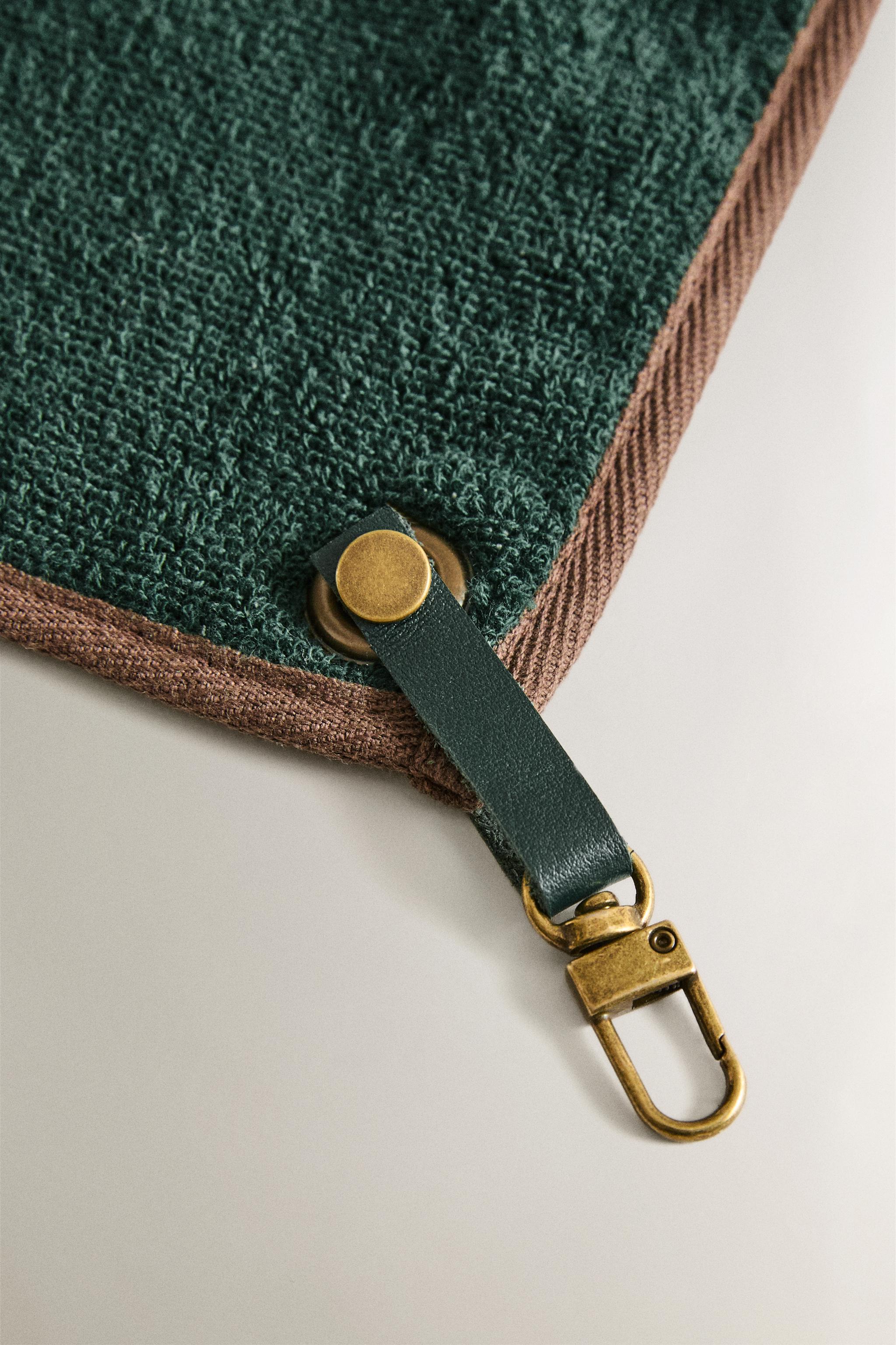 GOLF CLUB TOWEL